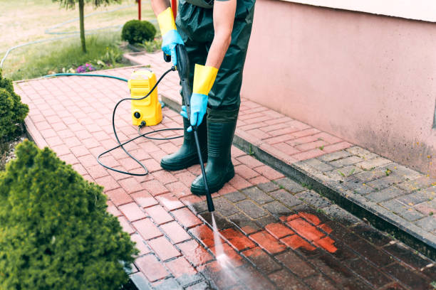 Best Sidewalk Pressure Washing  in Whitewater, WI